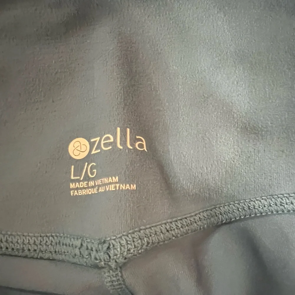 Size large Zella leggings - Picture 3 of 3
